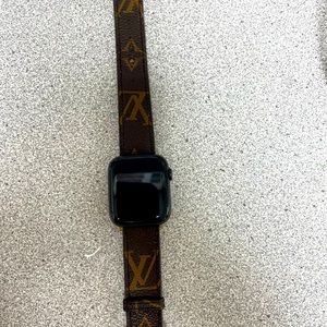 Apple Watch series 5, 44 mm, titanium, unlocked